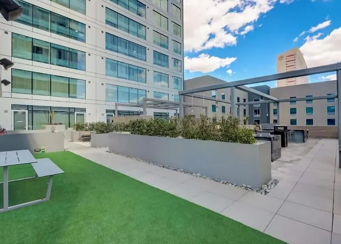 Boulevard Highrise Stu Sky Pool Parking Gym 20 Apartment *