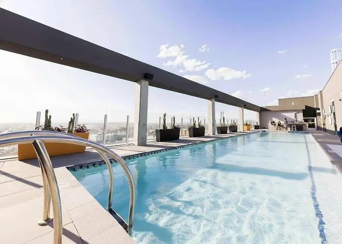 Boulevard Highrise Stu Sky Pool Parking Gym 20 Apartament